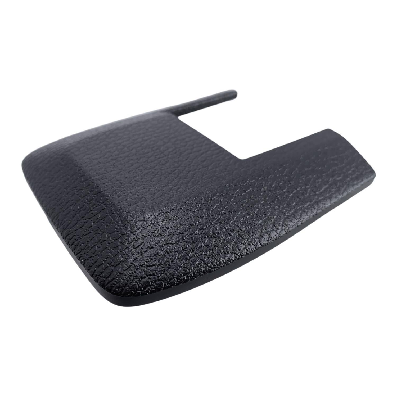 Cover, Seat mounting