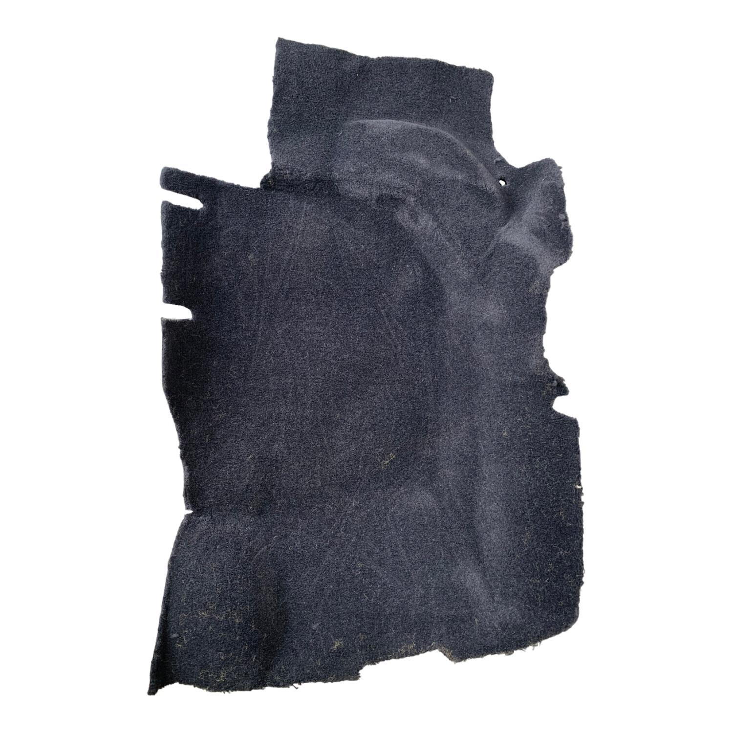 Carpet, front right grey