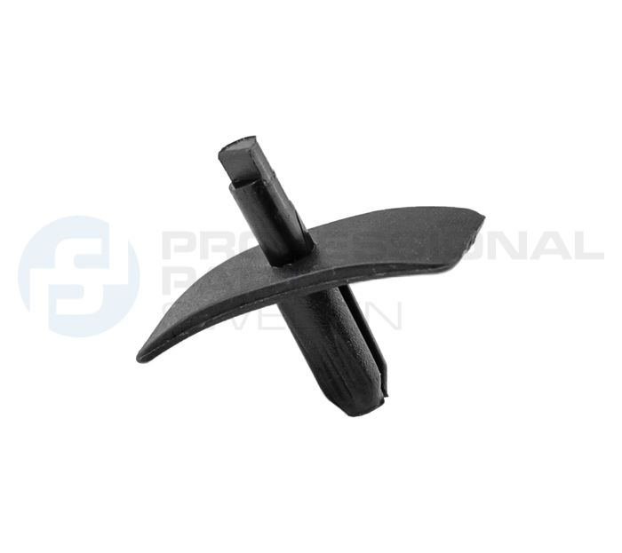 Clip, trim/protection strip